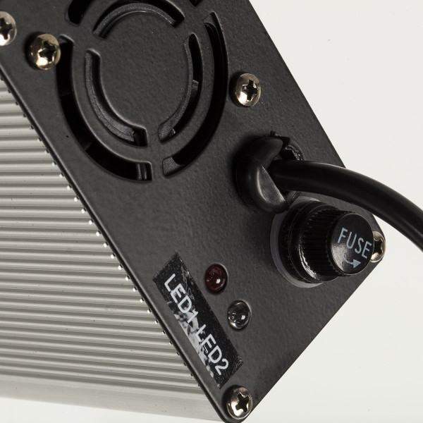 CARICA BATTERIE LITIO 24V